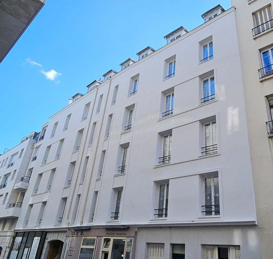 Immeuble à Levallois-Perret après ravalement de façade