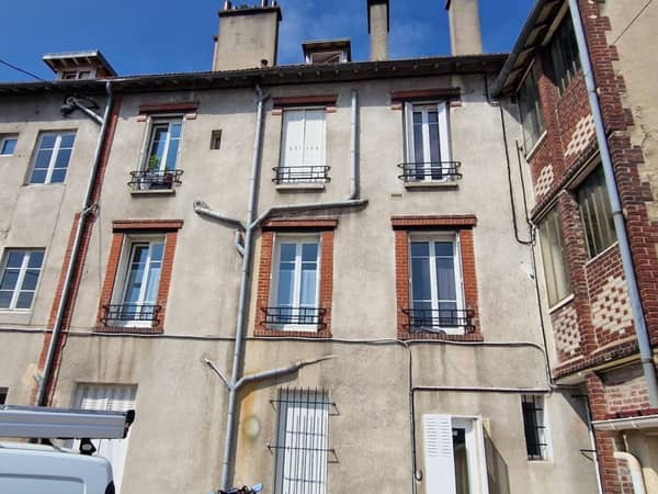 Immeuble avant ravalement (chantier Launay)